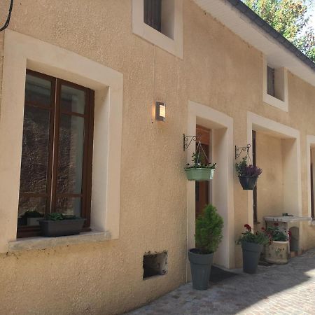 La Halte Effervescente Villa Еперне Екстериор снимка