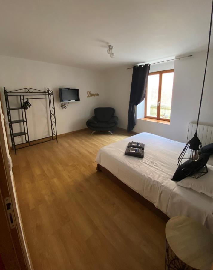 La Halte Effervescente Villa Еперне Екстериор снимка
