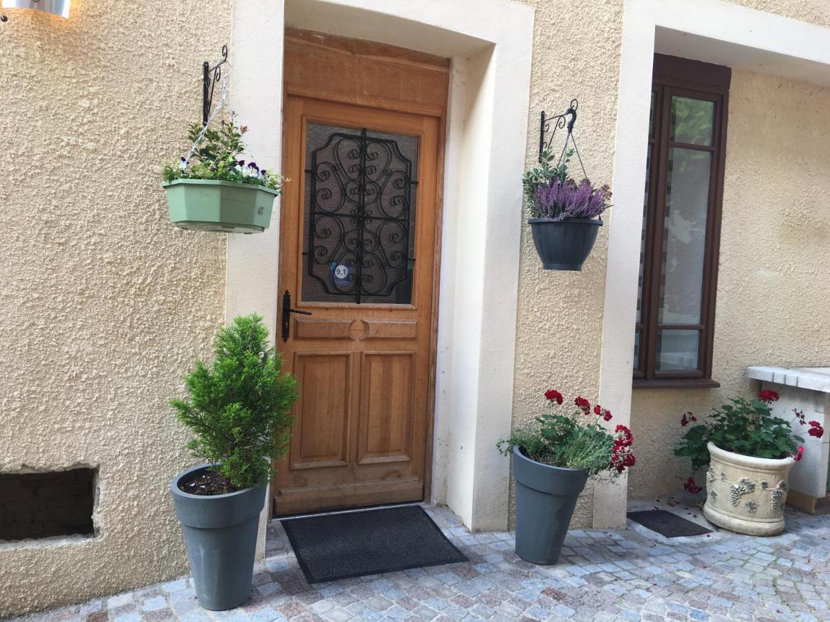 La Halte Effervescente Villa Еперне Екстериор снимка